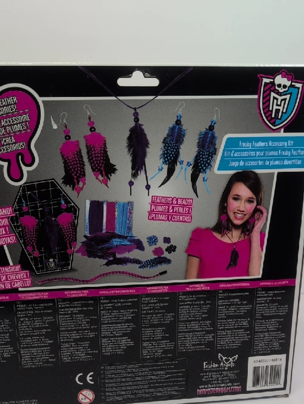 Monster High Freaky Feather Accessory Kit New